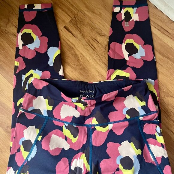 Sweaty Betty Blue Petal Leopard Print Floral Power 7/8 Length Leggings Size S - Picture 5 of 9
